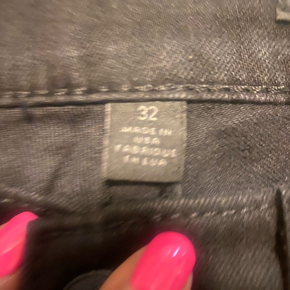 True Religion - Picture 4 of 5